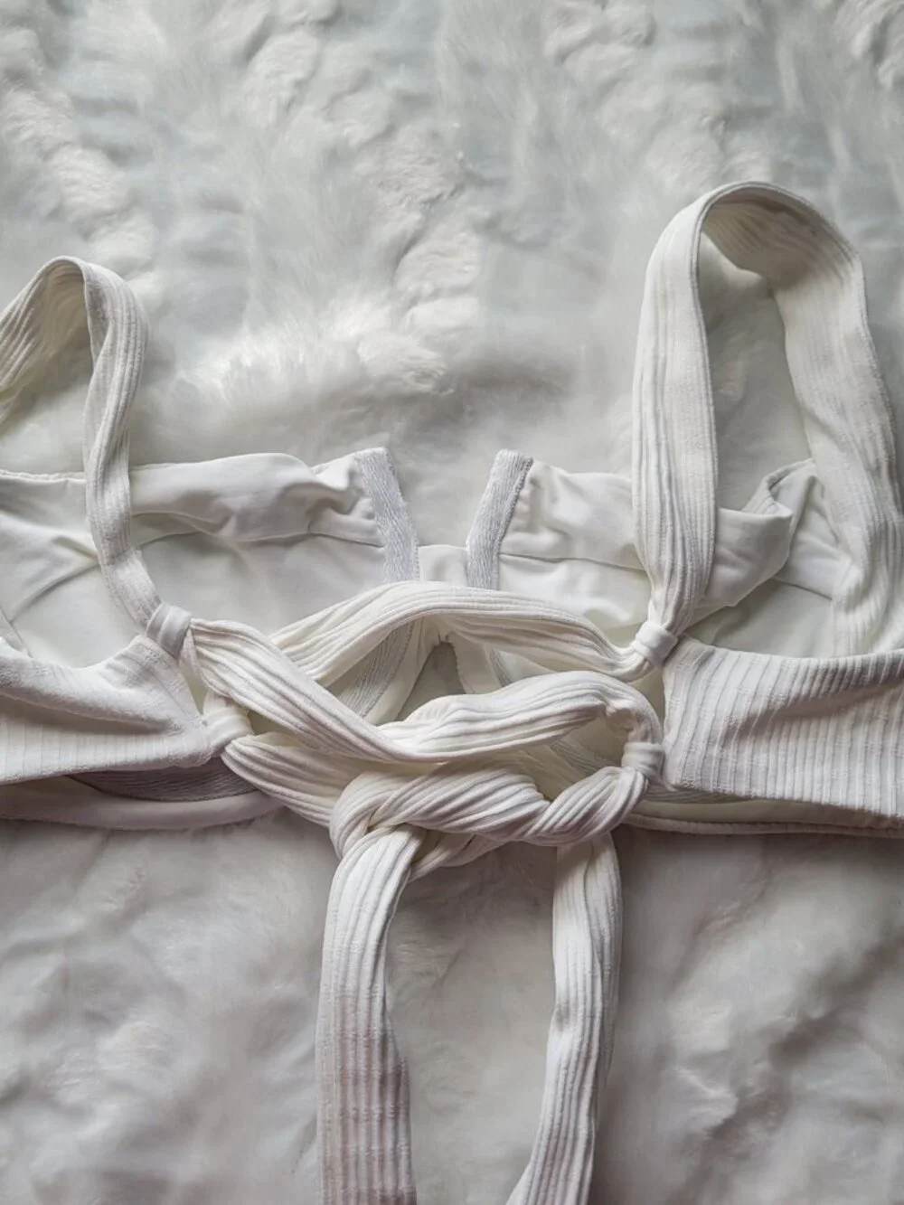 L*Space Bikini Top Women's XS Swim White Camellia Underwire Ribbed Swimwear NWT
